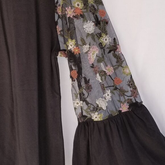 NWT Milan Kiss Floral Embroidered Top - 1X - Picture 7 of 9